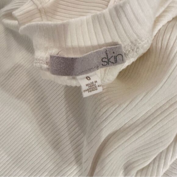 Skin Tee  - Picture 3 of 5